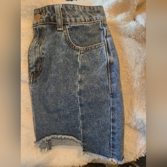 Forever 21 Size S Denim Skiet - Picture 3 of 4
